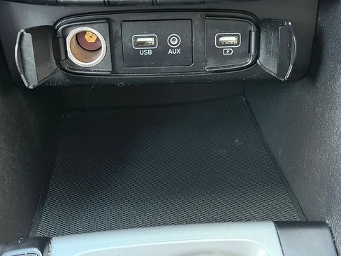 Used 2019 Hyundai Veloster 2.0 image 26