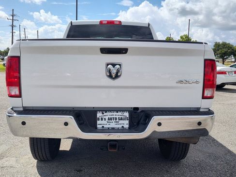 Used 2017 RAM 2500 Tradesman w/ Chrome Appearance Group AWD/4WD image 5
