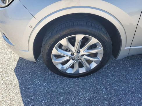 Used 2016 Buick Envision Premium image 17