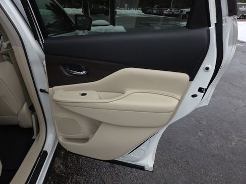 Used 2019 Nissan Murano Platinum image 50