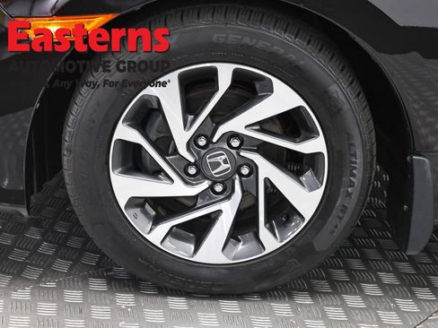 Used 2017 Honda Civic EX image 31
