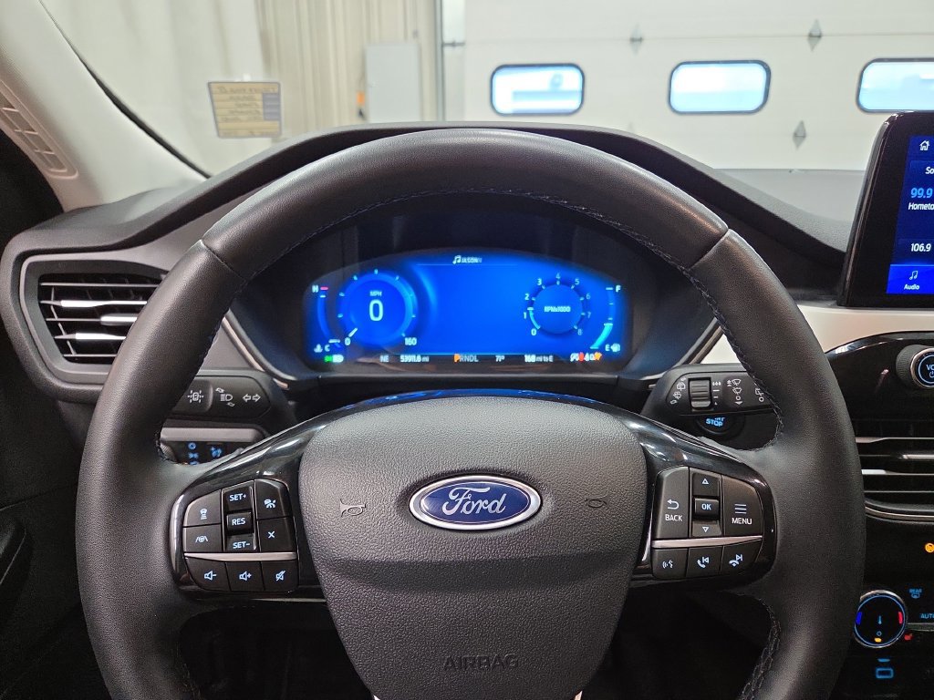 Used 2022 Ford Escape SEL w/ Technology Package AWD/4WD image 22