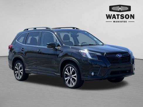 Used 2022 Subaru Forester Limited AWD/4WD image 1