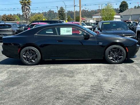 New 2025 Dodge Charger Daytona R/T w/ Quick Order Package 25M R/T image 3