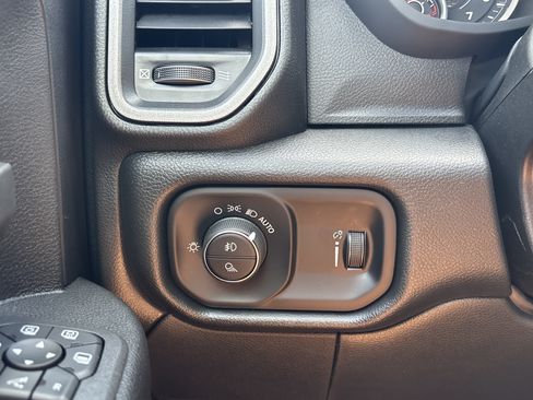 New 2026 RAM 2500 Tradesman AWD/4WD image 28