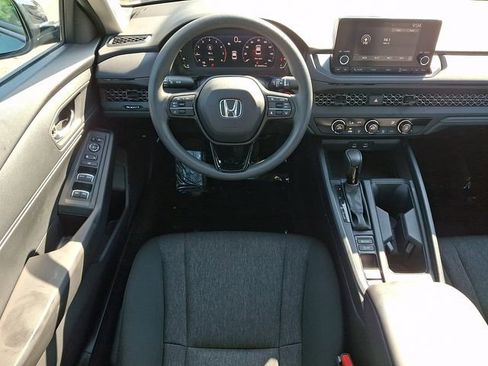Used 2023 Honda Accord LX image 11