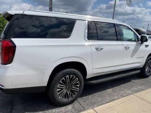 New 2026 GMC Yukon XL Elevation w/ Elevation Premium Package AWD/4WD image 2