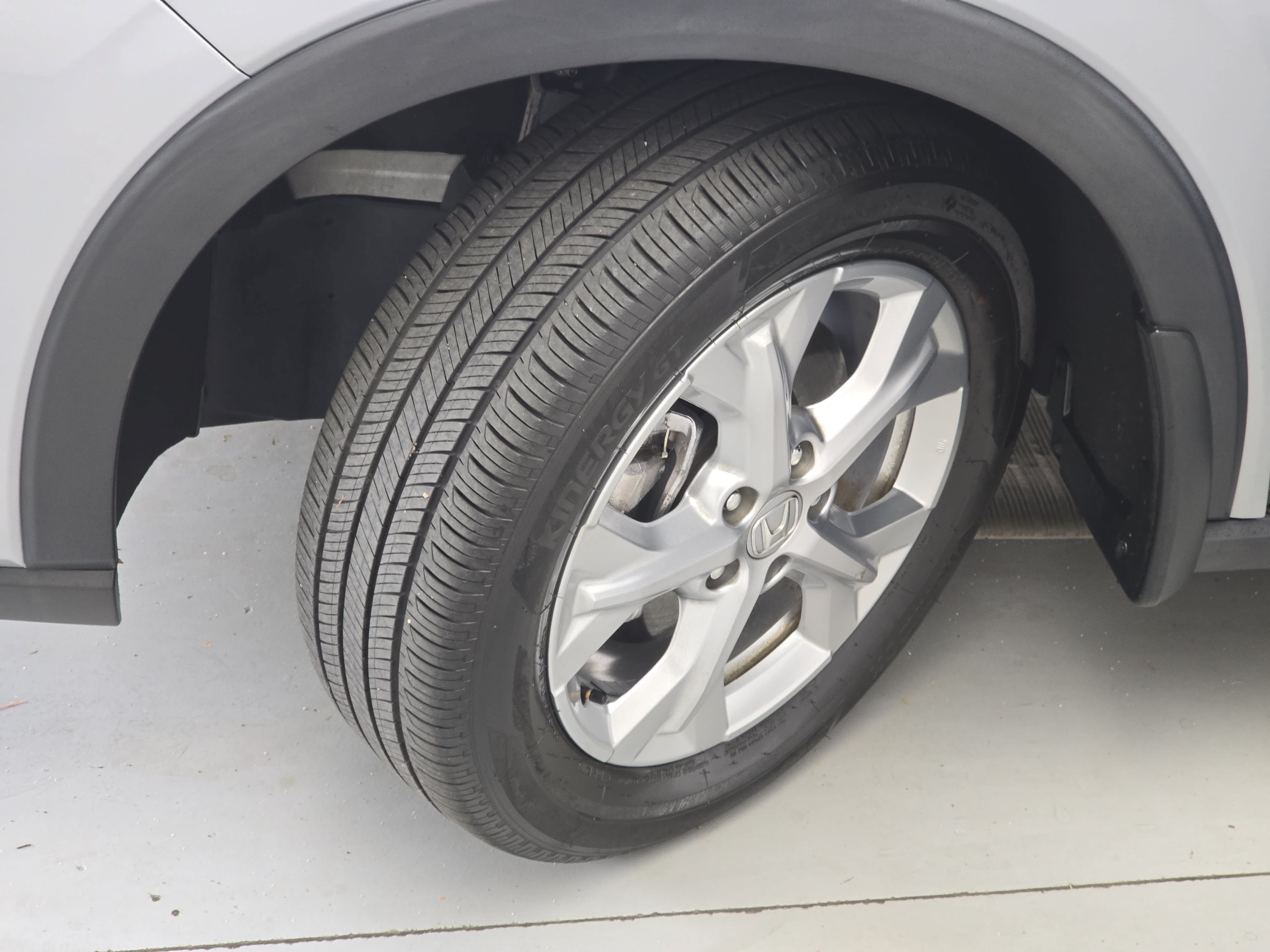 Used 2024 Honda HR-V LX image 29