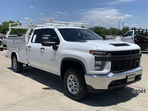 Used 2022 Chevrolet Silverado 3500 W/T w/ WT Convenience Package AWD/4WD image 3