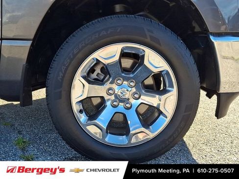 Used 2022 RAM 1500 Big Horn AWD/4WD image 9