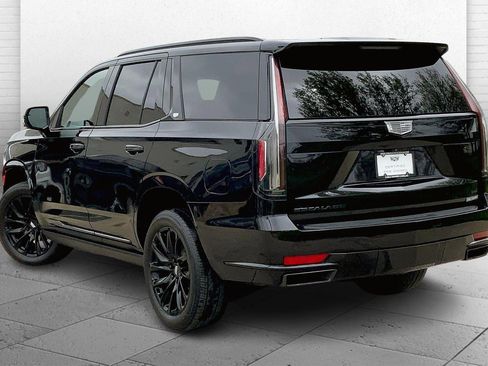 Used 2023 Cadillac Escalade Sport Platinum w/ LPO, ONYX Package AWD/4WD image 11
