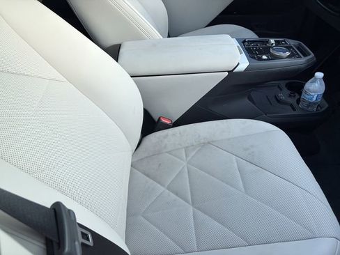 Certified 2025 BMW iX xDrive50 w/ Premium Package AWD/4WD image 5