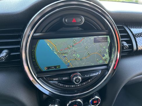 Used 2016 MINI Cooper S image 16