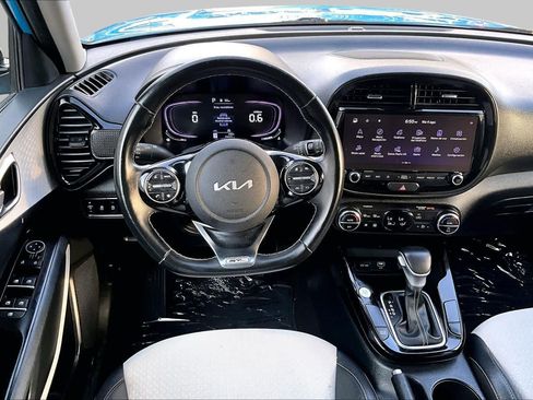 Certified 2023 Kia Soul GT-Line FWD image 6