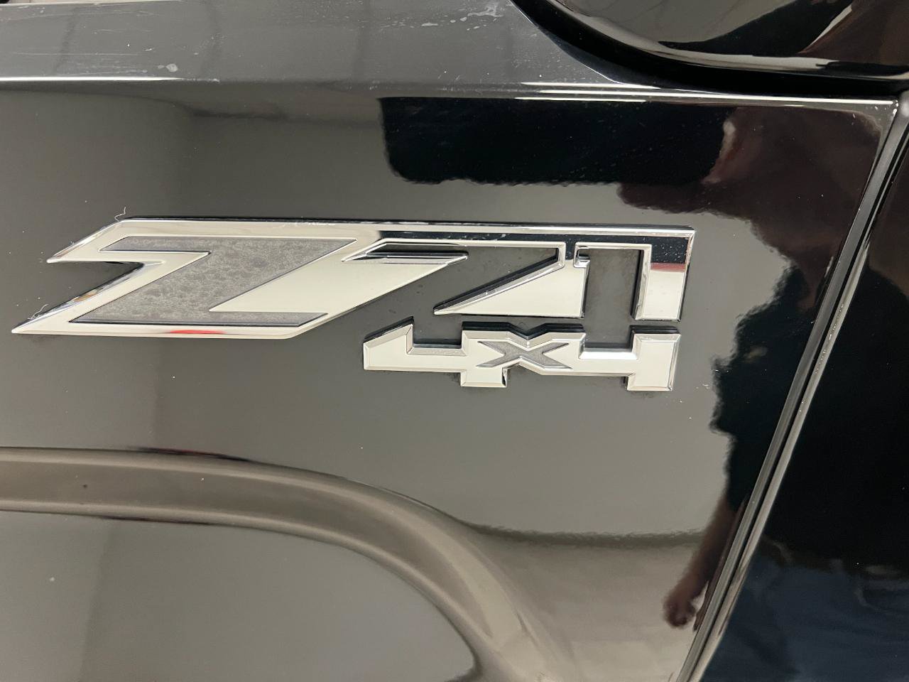 Used 2018 GMC Sierra 1500 SLT AWD/4WD image 20