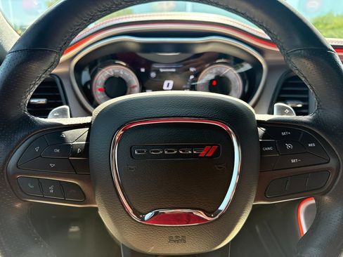 Used 2022 Dodge Challenger R/T Scat Pack RWD image 12