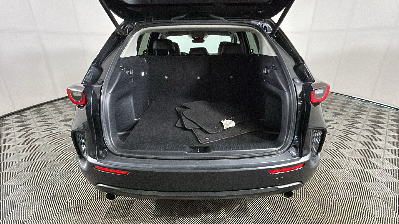 Used 2025 MAZDA CX-50 AWD 2.5 S w/ Preferred Package image 32