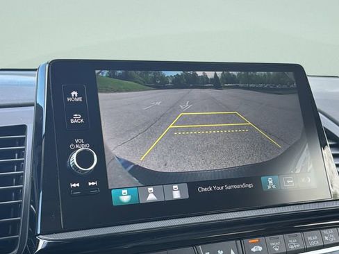 New 2026 Honda Odyssey Touring image 27