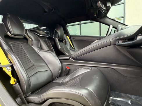 Used 2021 Chevrolet Corvette Stingray Preferred Cpe w/ Z51 Performance Package image 13