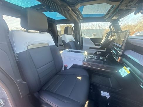 New 2025 GMC Hummer EV 3X image 25