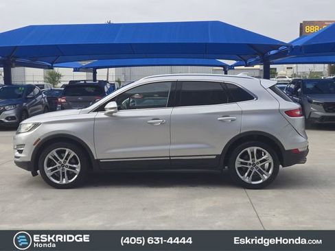 Used 2017 Lincoln MKC Reserve w/ Lincoln MKC Climate Package AWD/4WD image 4