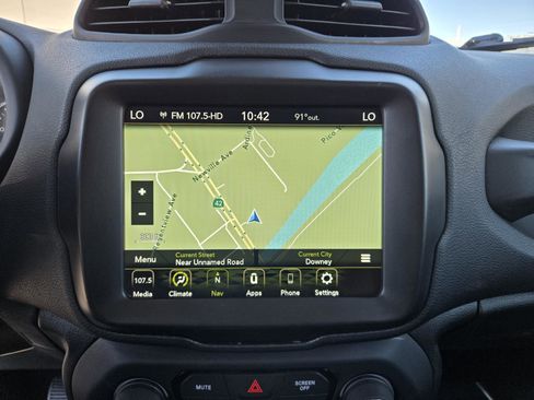 Certified 2022 Jeep Renegade Latitude image 7