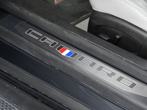Used 2016 Chevrolet Camaro SS RWD image 20