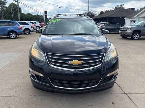 Used 2014 Chevrolet Traverse LT w/ All-Star Edition AWD/4WD image 3