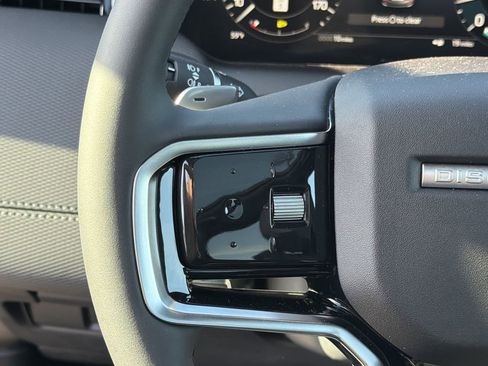 New 2026 Land Rover Discovery Sport Landmark image 24