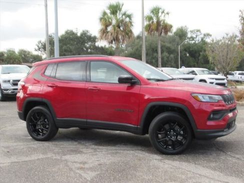 New 2026 Jeep Compass Latitude AWD/4WD image 2
