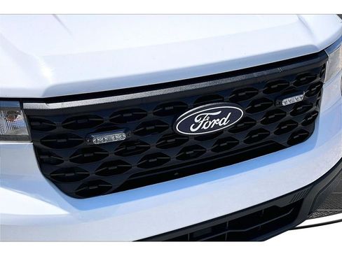 Used 2025 Ford Maverick XL FWD image 34