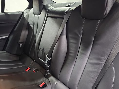 Used 2016 BMW 640i Gran Coupe image 15