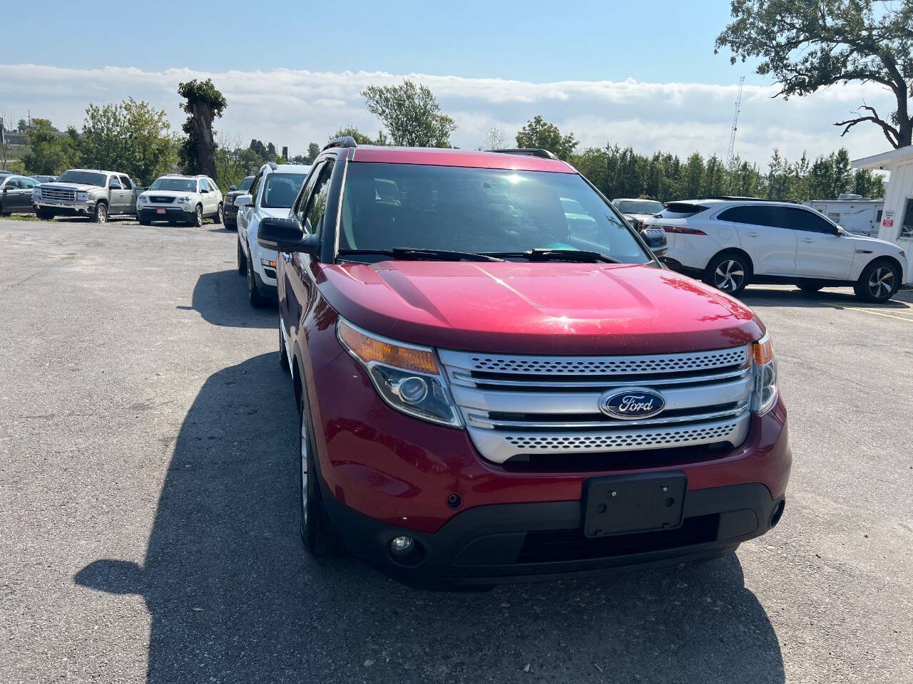 Used 2013 Ford Explorer XLT AWD/4WD image 25