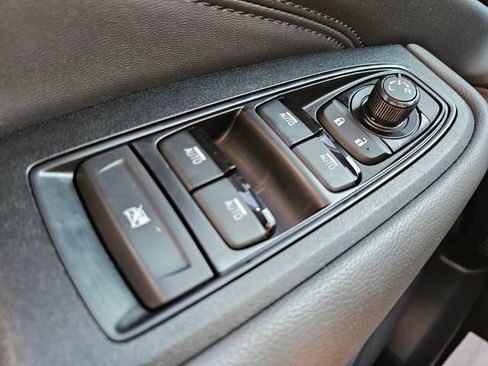 Used 2025 Subaru Outback Wilderness image 33