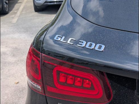 Used 2021 Mercedes-Benz GLC 300 image 21