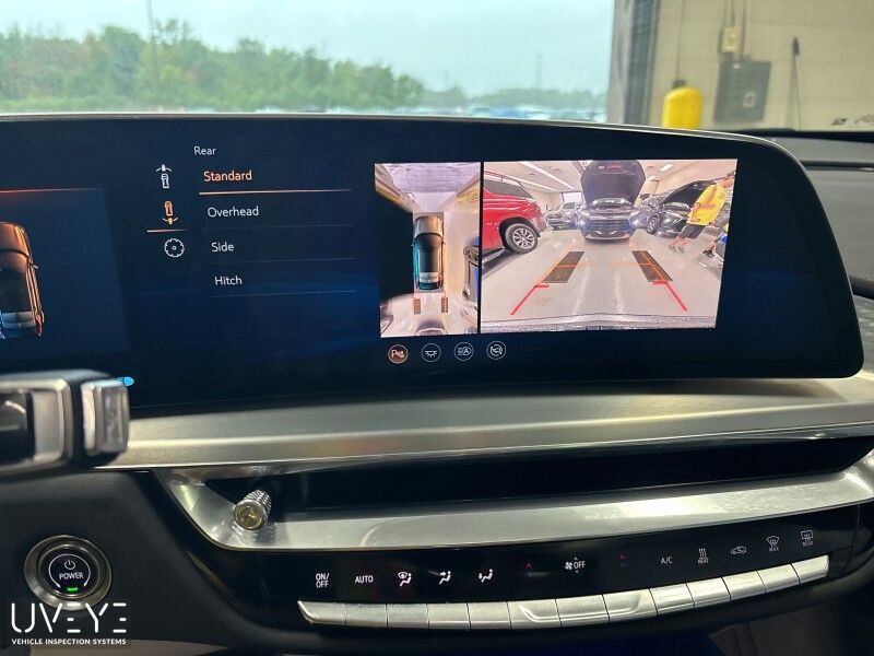 Used 2024 Cadillac Lyriq Luxury w/ LPO, Floor Liner Package AWD/4WD image 9