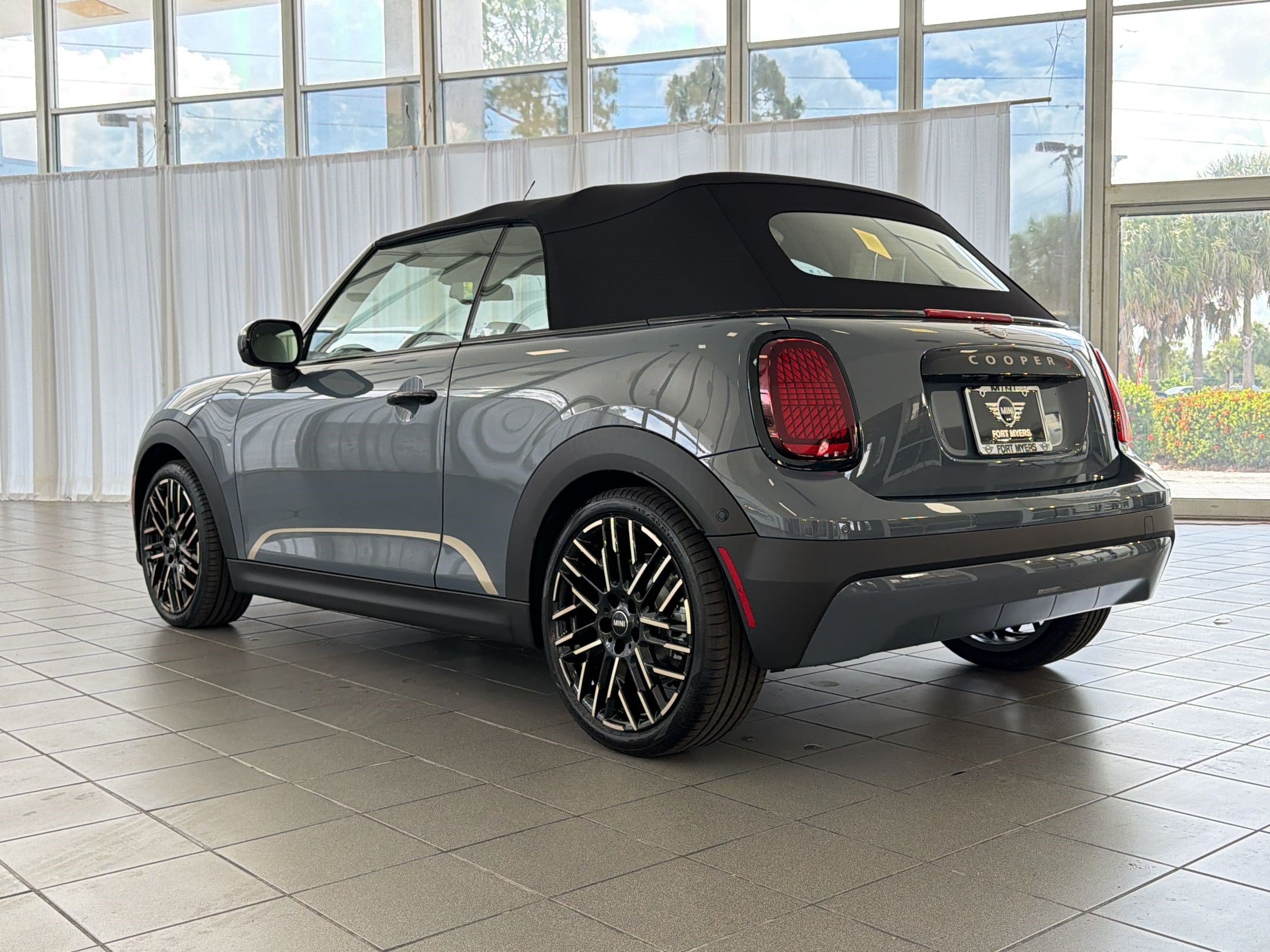 New 2026 MINI Cooper S FWD image 3