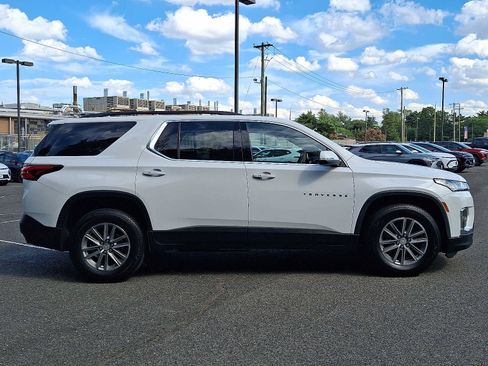 Used 2023 Chevrolet Traverse LT AWD/4WD image 8