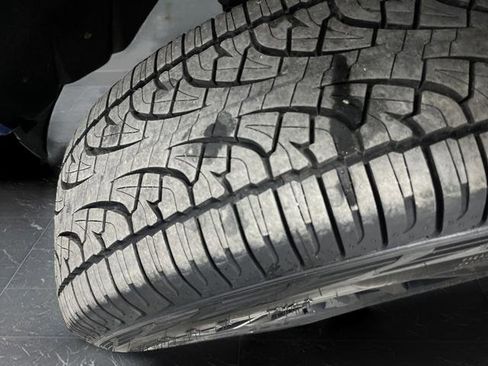 Used 2022 Chevrolet Silverado 1500 RST image 40