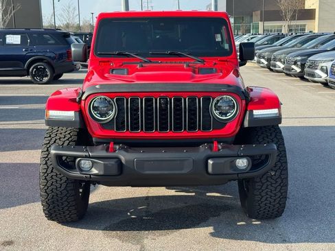 Used 2024 Jeep Wrangler Unlimited Rubicon image 6