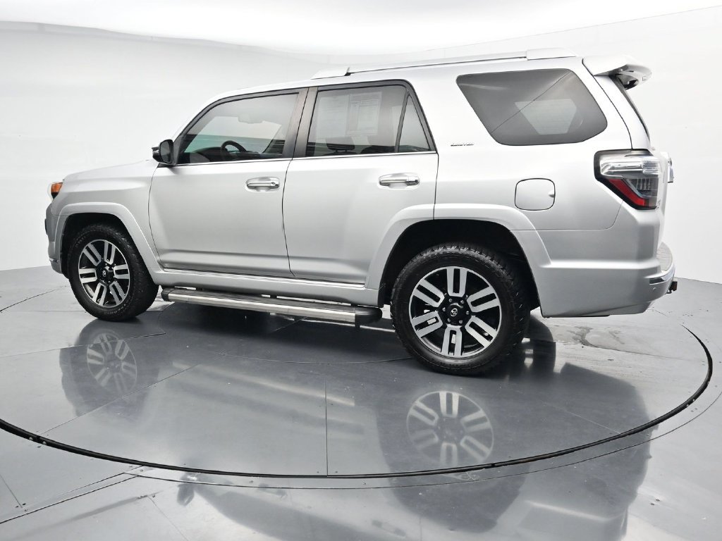 Used 2016 Toyota 4Runner Limited AWD/4WD image 5