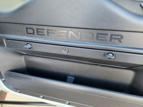 Certified 2025 Land Rover Defender 110 S image 37