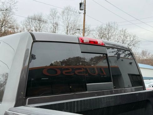 Used 2014 RAM 2500 SLT image 34