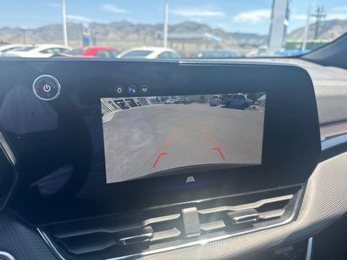 Used 2025 Chevrolet Equinox RS AWD/4WD image 24