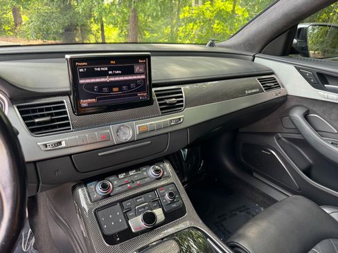 Used 2014 Audi S8 AWD/4WD image 41