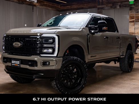 Used 2026 Ford F250 Platinum w/ Platinum Plus Package AWD/4WD image 5