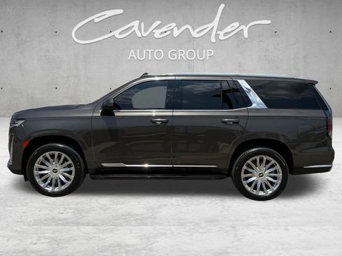 Used 2021 Cadillac Escalade Premium Luxury RWD image 13