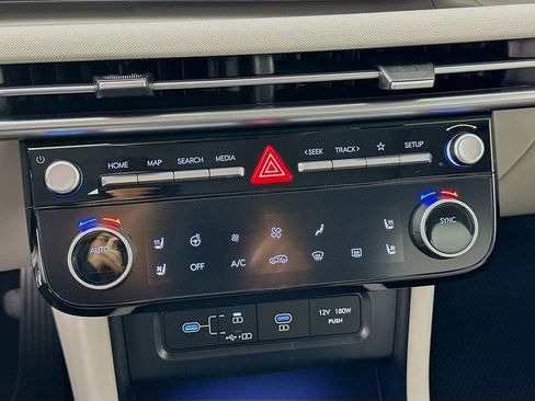 New 2026 Hyundai Tucson Limited image 14