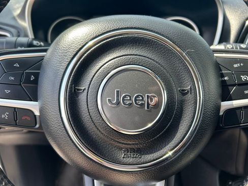 Used 2019 Jeep Compass Limited AWD/4WD image 22