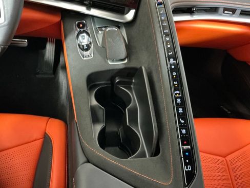 Used 2025 Chevrolet Corvette Z06 RWD image 10